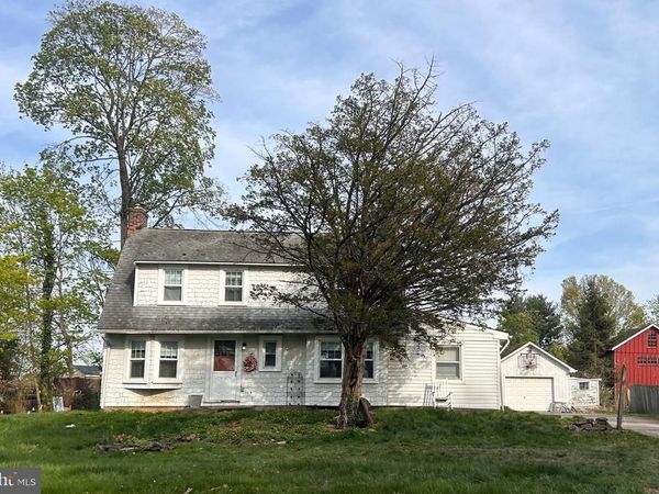 2415 2ND STREET PIKE, NEWTOWN, PA 18940