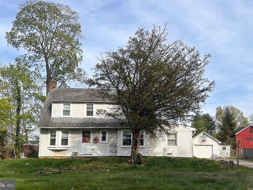 2415 2nd Street Pike, Newtown, PA 18940 Main Photo