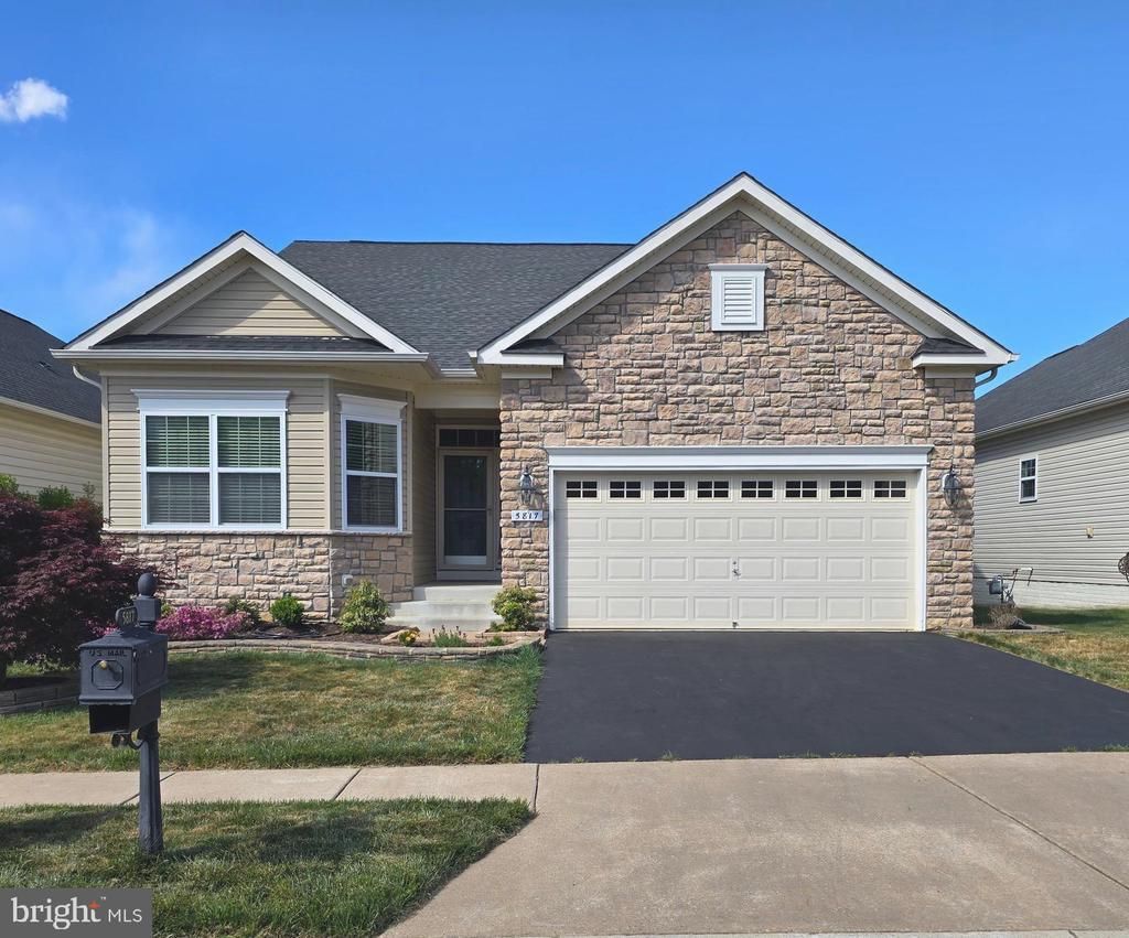 5817 S Mills Manor Court , Fredericksburg, VA 22407 Main Photo