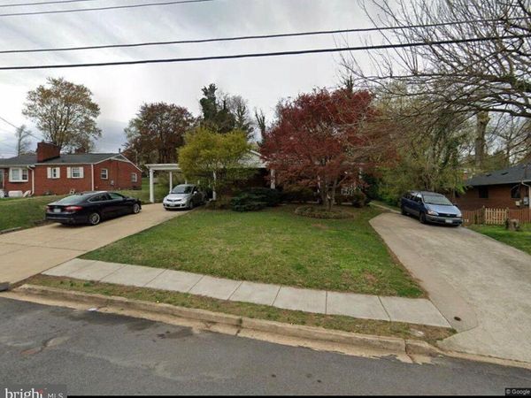 6105 MUNSON HILL ROAD, FALLS CHURCH, VA 22044