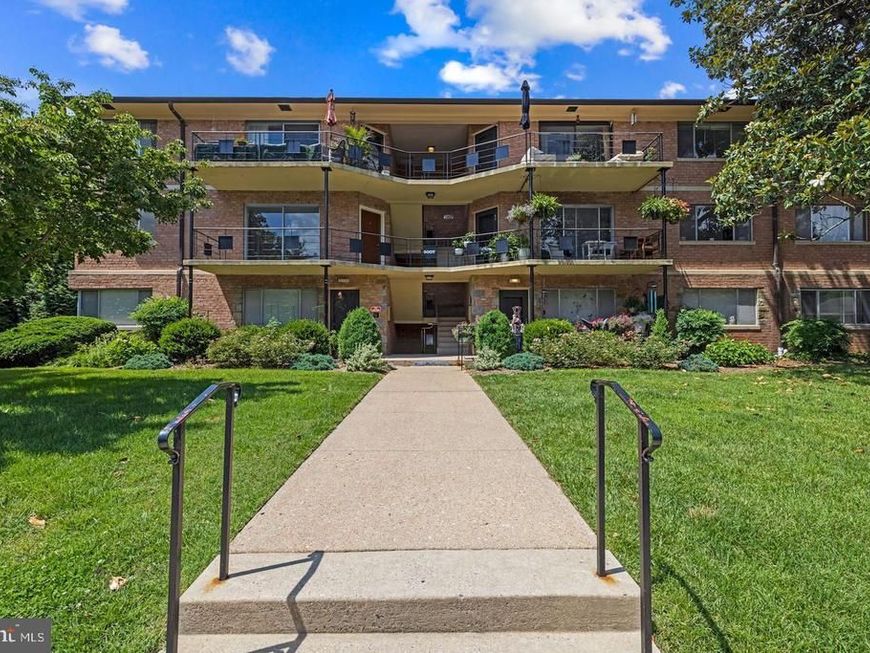 5007 Sentinel Drive, Unit 45, Bethesda, MD 20816 Main Photo