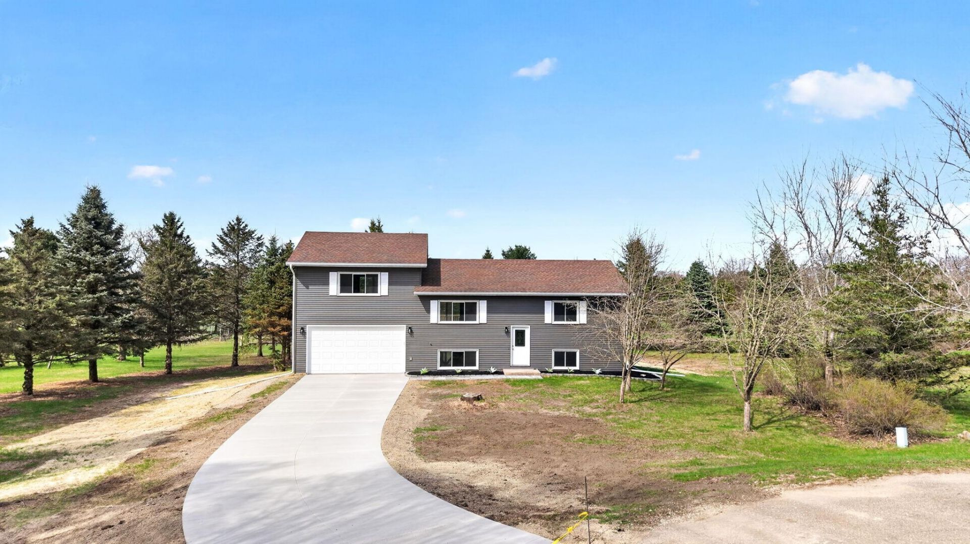 4641 Sandywood Court SE, Rochester, MN 55904