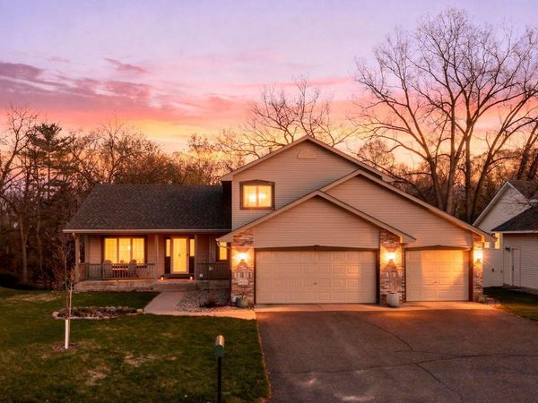 2655 N Barclay Street, Maplewood, MN 55109