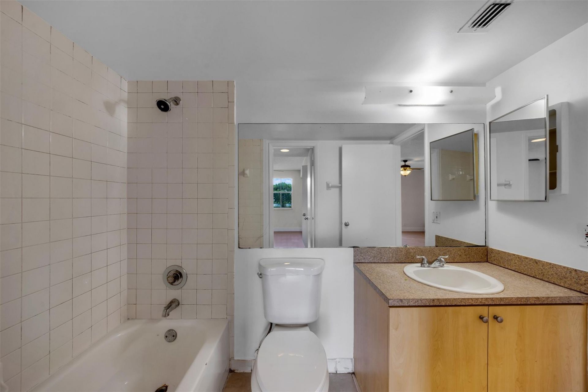 2809 N Course Drive, Unit 205, Pompano Beach, FL 33069 Photo