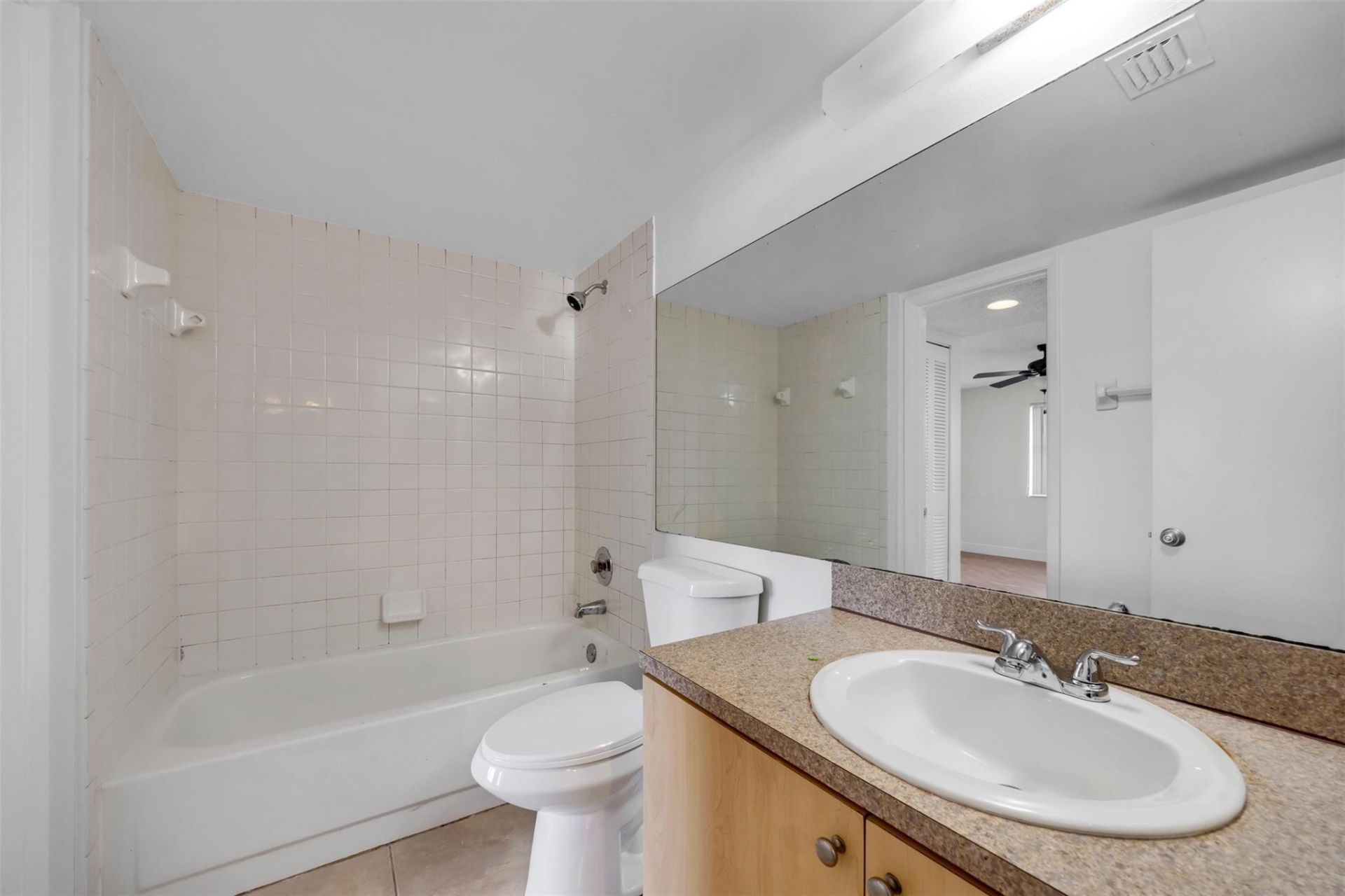 2809 N Course Drive, Unit 205, Pompano Beach, FL 33069 Photo