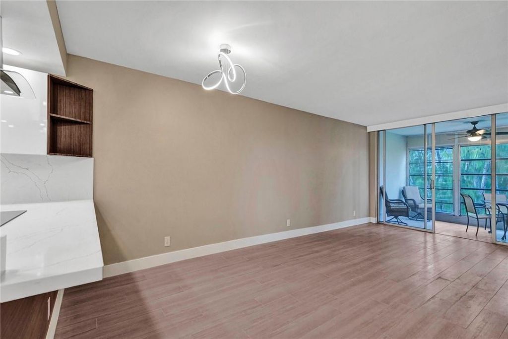 3051 S Palm Aire Drive, Unit 407, Pompano Beach, FL 33069 Photo