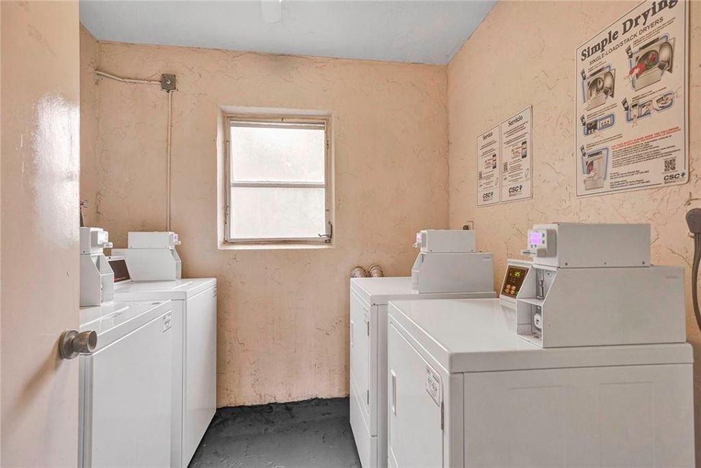 3051 S Palm Aire Drive, Unit 407, Pompano Beach, FL 33069 Photo