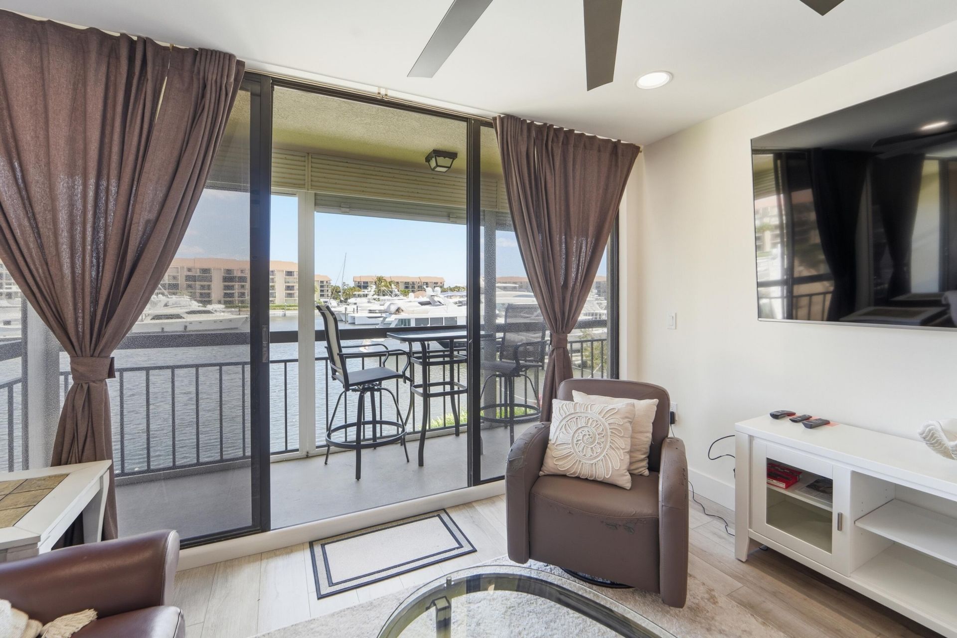 2501 Marina Isle Way, Unit 203, Jupiter, FL 33477 Photo