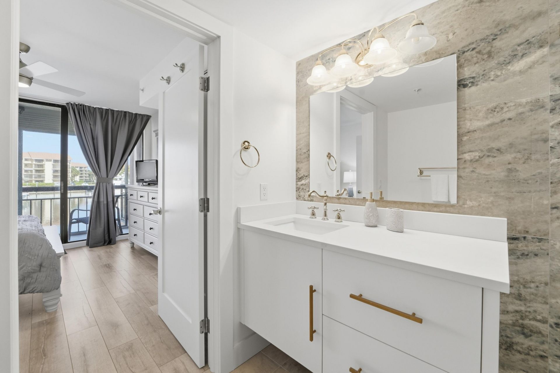 2501 Marina Isle Way, Unit 203, Jupiter, FL 33477 Photo