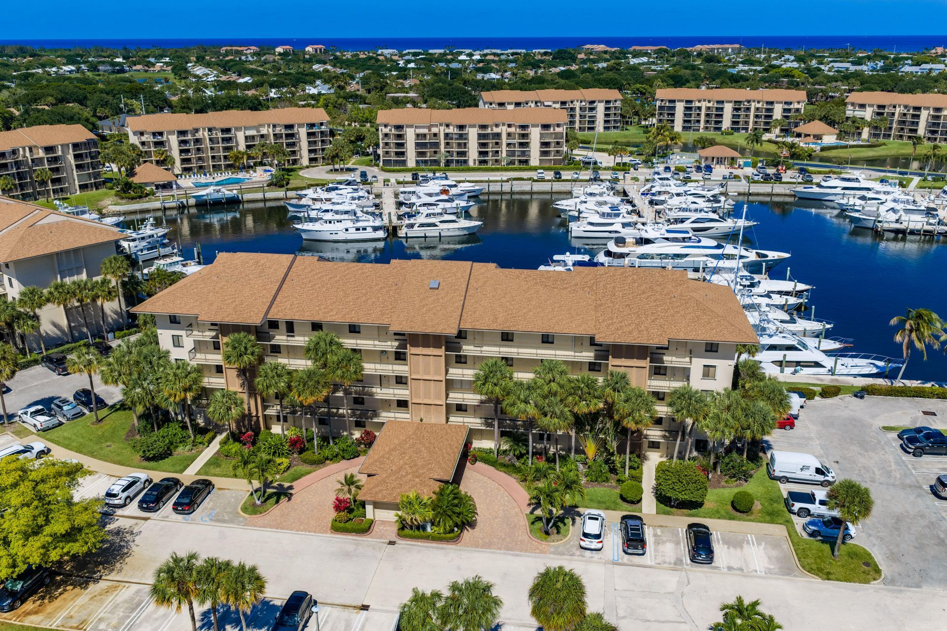 2501 Marina Isle Way, Unit 203, Jupiter, FL 33477 Photo