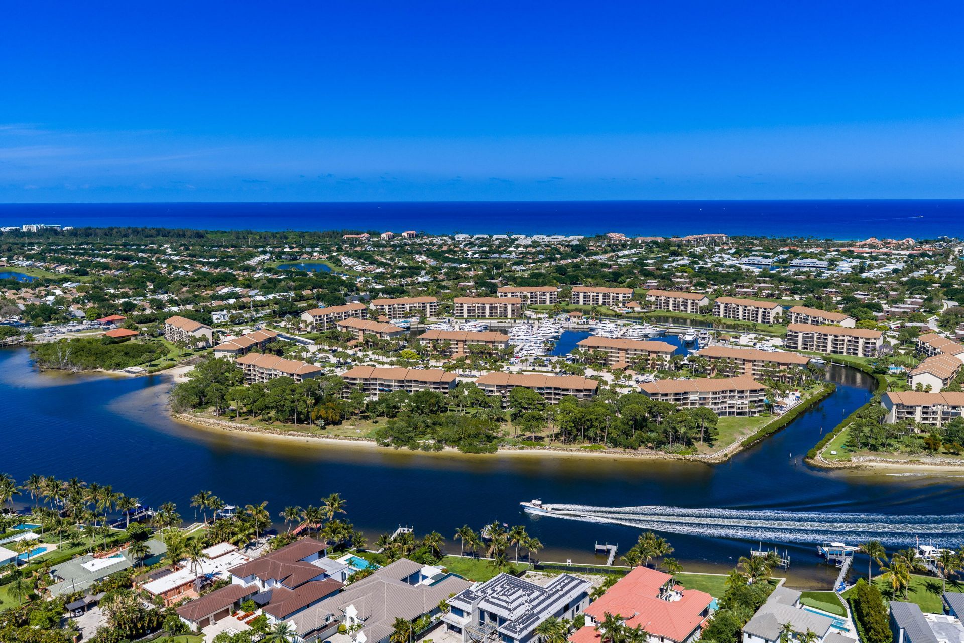 2501 Marina Isle Way, Unit 203, Jupiter, FL 33477 Photo