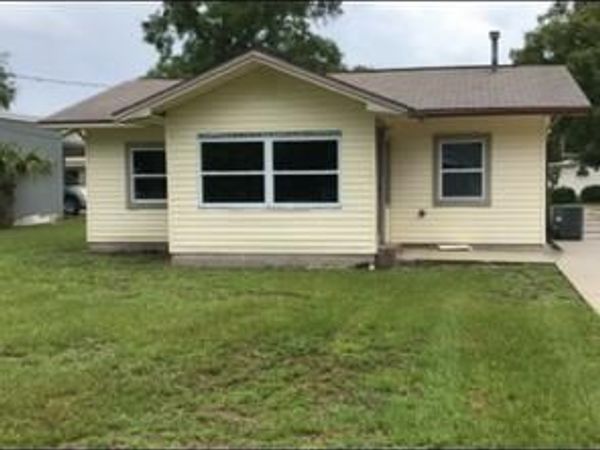 1011 S Palm Avenue, Palatka, FL 32178