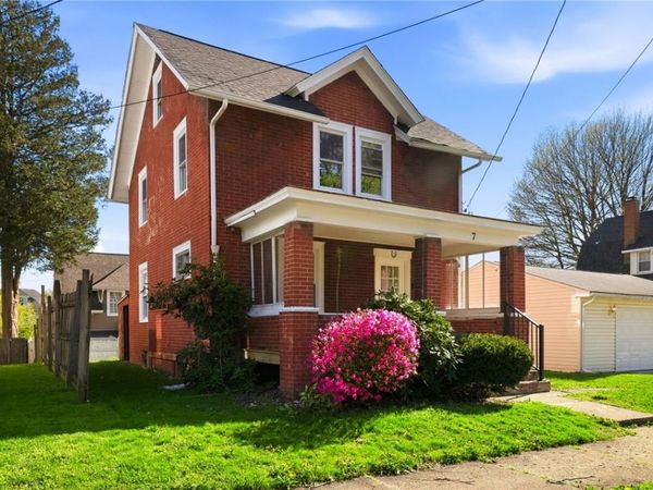 7 W Edison Avenue, New Castle, PA 16105