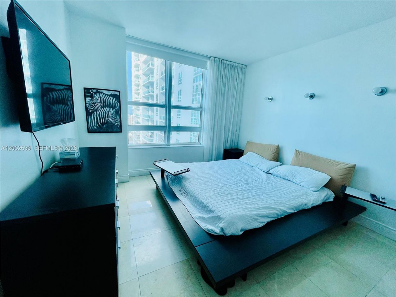 950 Brickell Bay Dr, Unit 3703, Miami, FL 33131 Photo