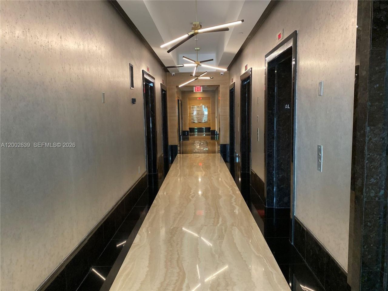 950 Brickell Bay Dr, Unit 3703, Miami, FL 33131 Photo