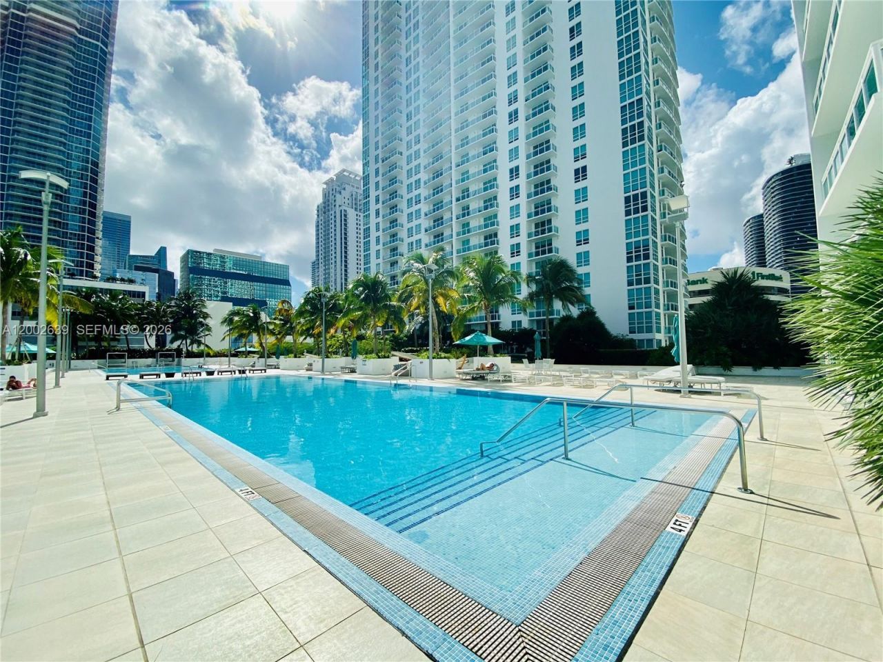 950 Brickell Bay Dr, Unit 3703, Miami, FL 33131 Photo