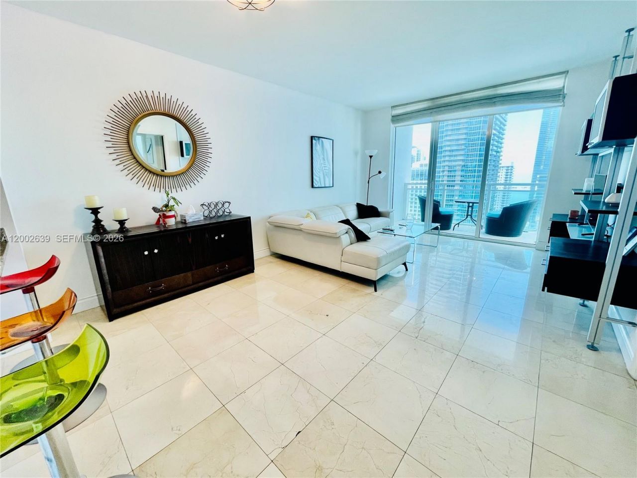 950 Brickell Bay Dr, Unit 3703, Miami, FL 33131 Photo