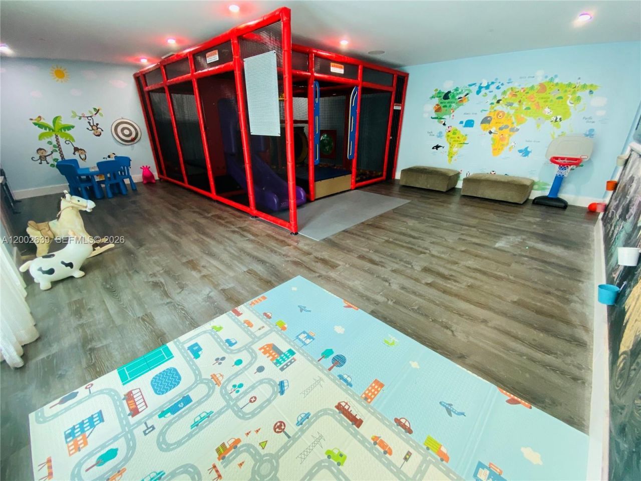 950 Brickell Bay Dr, Unit 3703, Miami, FL 33131 Photo