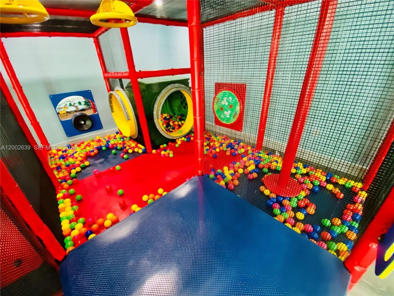 950 Brickell Bay Dr, Unit 3703, Miami, FL 33131 Photo