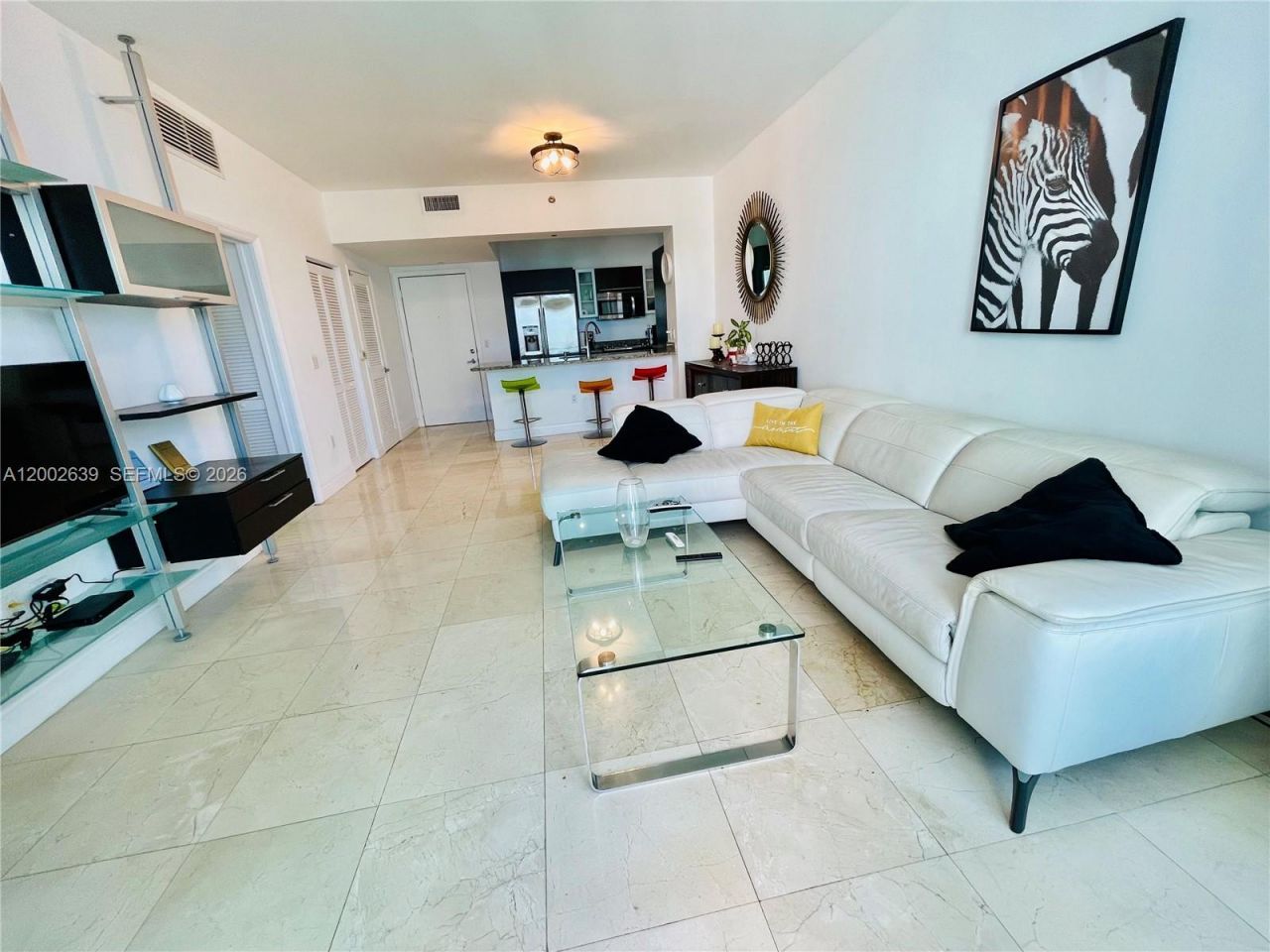 950 Brickell Bay Dr, Unit 3703, Miami, FL 33131 Photo