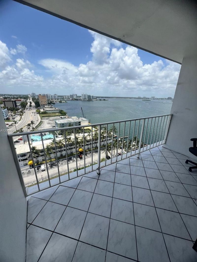 1865 79th St Csw, Unit PH-J, North Bay Village, FL 33141 Photo