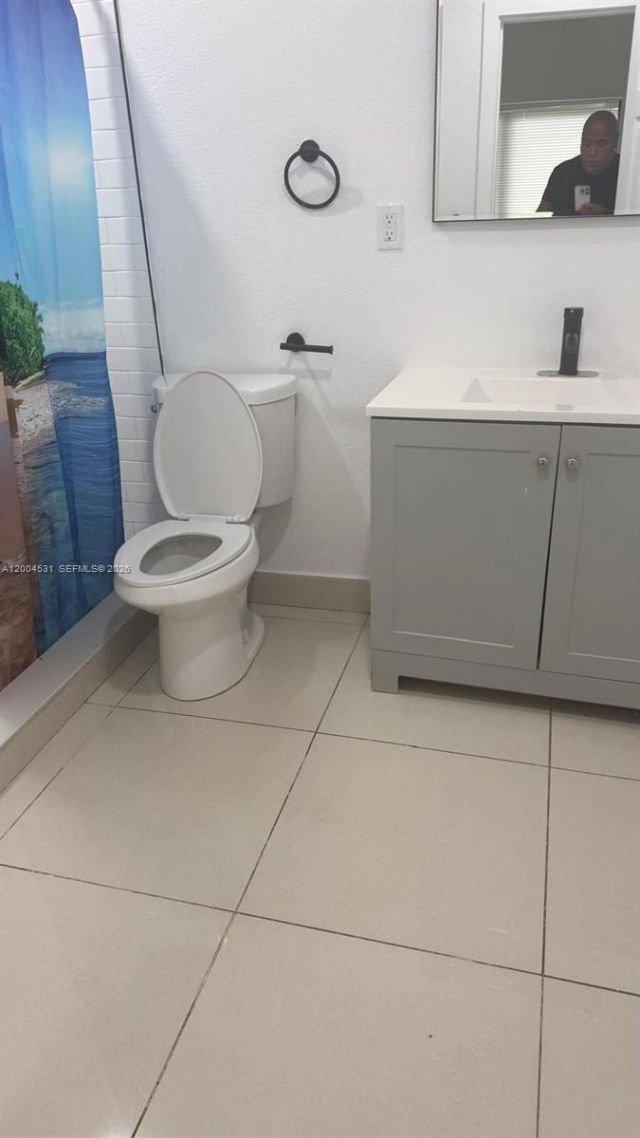 1800 NW 18th Ter, Unit 2, Miami, FL 33125 Photo
