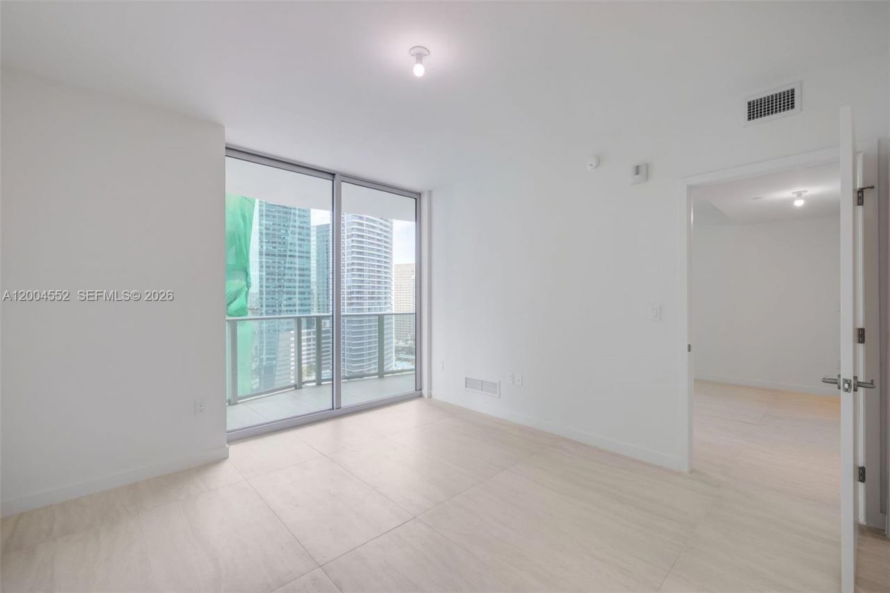 77 SE 5th St , Unit 3205, Miami, FL 33131 Photo