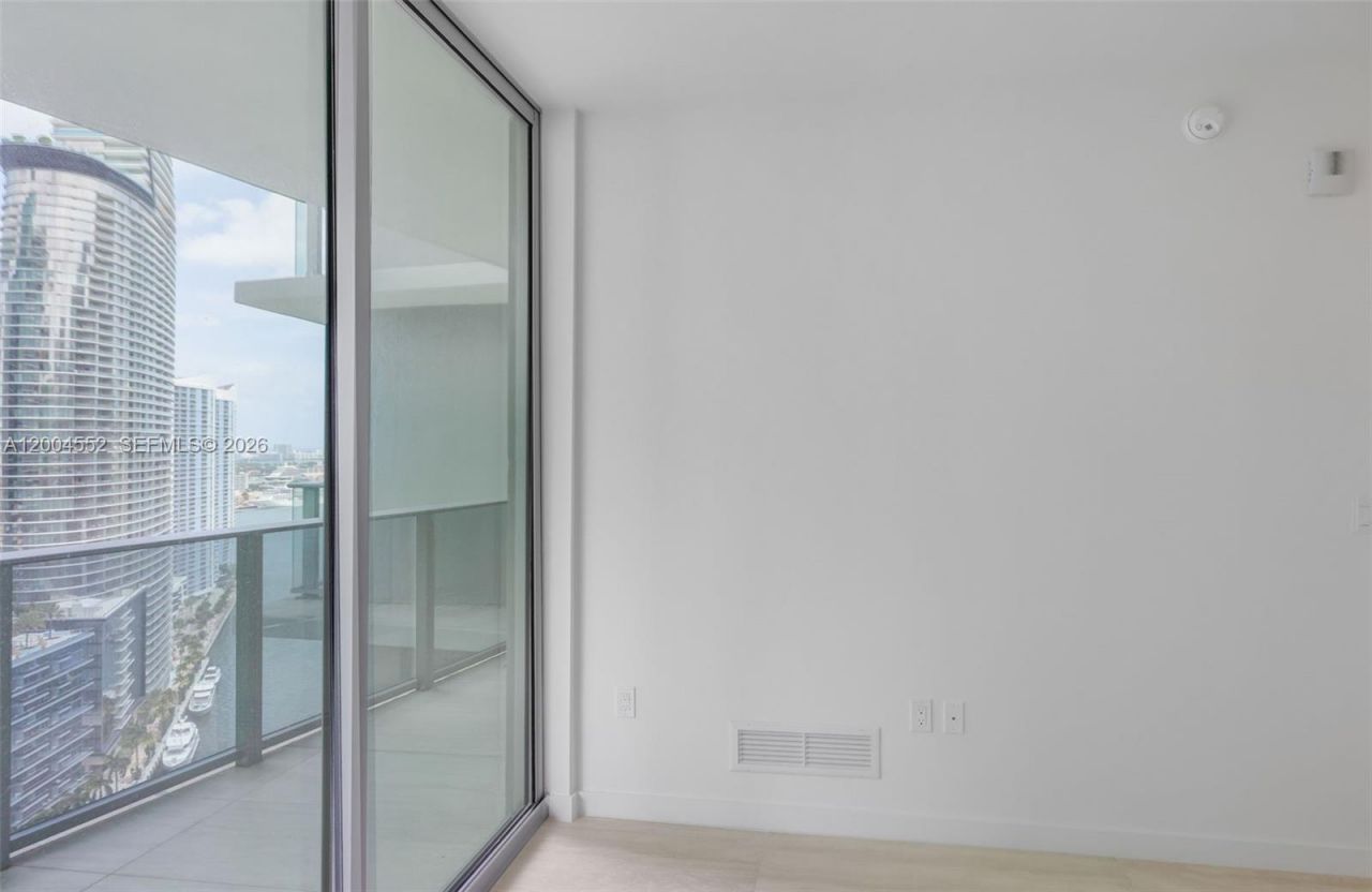 77 SE 5th St , Unit 3205, Miami, FL 33131 Photo