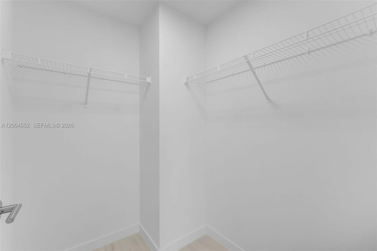 77 SE 5th St , Unit 3205, Miami, FL 33131 Photo
