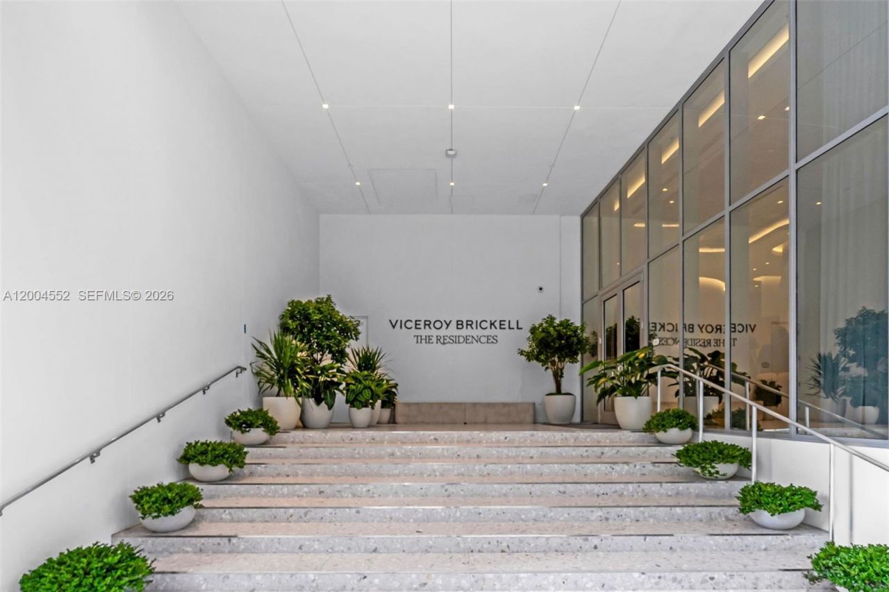 77 SE 5th St , Unit 3205, Miami, FL 33131 Photo