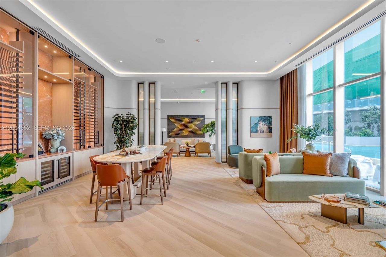 77 SE 5th St , Unit 3205, Miami, FL 33131 Photo