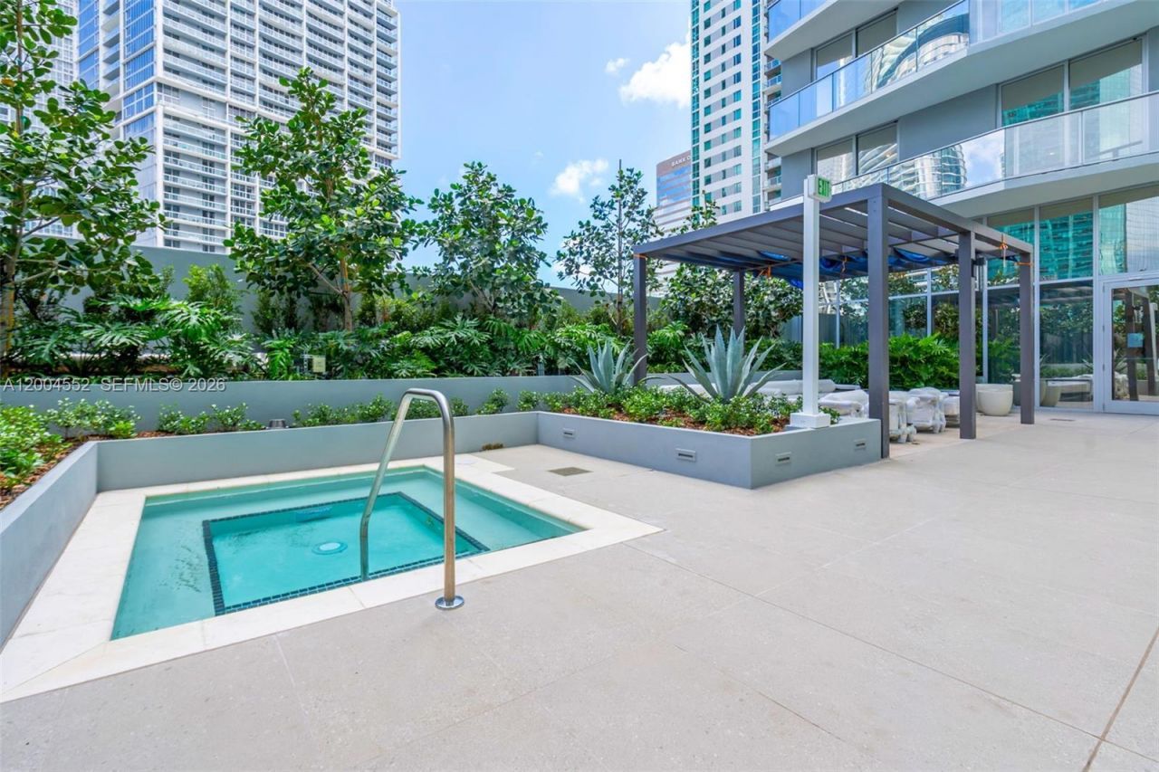 77 SE 5th St , Unit 3205, Miami, FL 33131 Photo