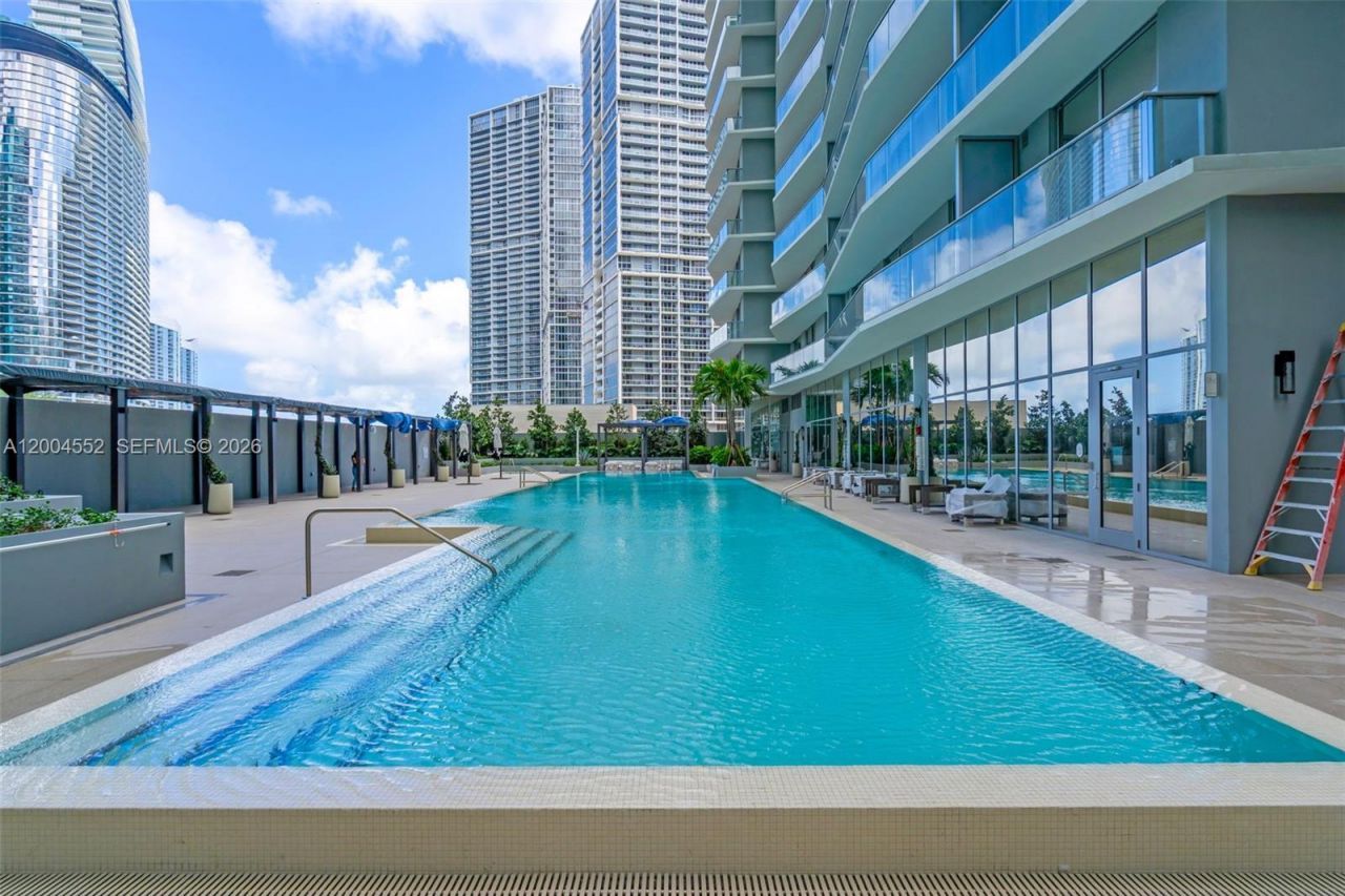 77 SE 5th St , Unit 3205, Miami, FL 33131 Photo