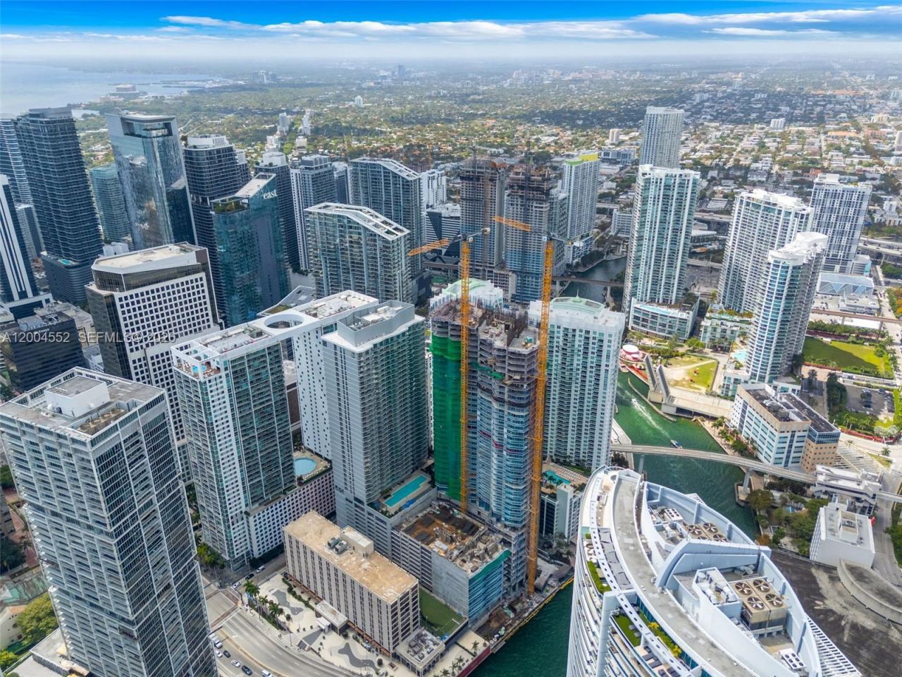 77 SE 5th St , Unit 3205, Miami, FL 33131 Photo