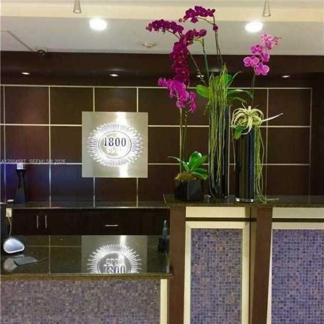 1800 N Bayshore Dr, Unit 609, Miami, FL 33132 Photo