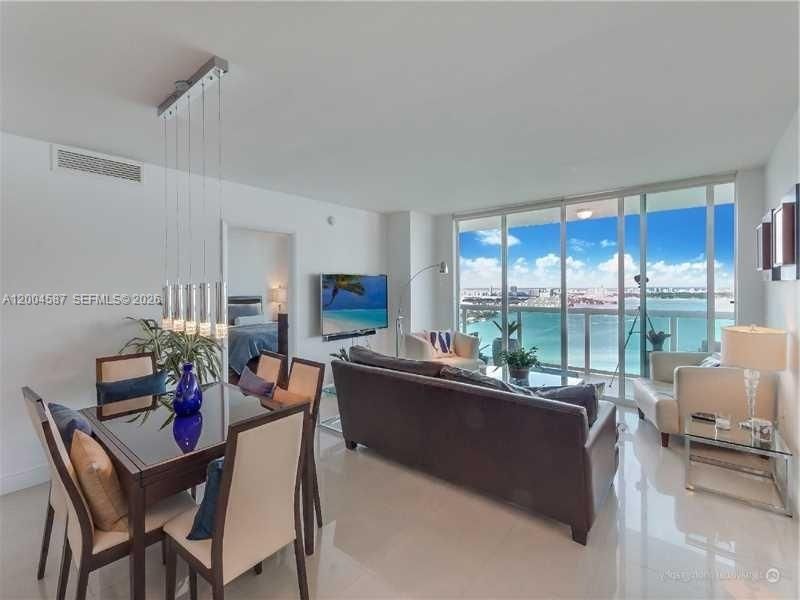 1800 N Bayshore Dr, Unit 609, Miami, FL 33132 Photo