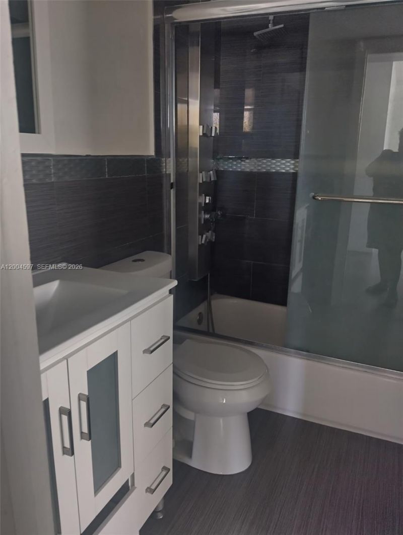 6969 Collins Ave, Unit 402, Miami Beach, FL 33141 Photo