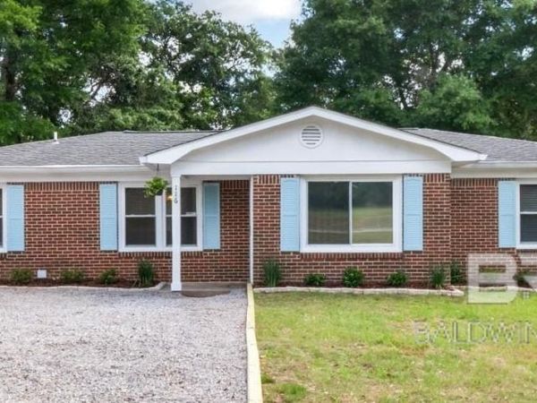 116 N University Boulevard, Mobile, AL 36608