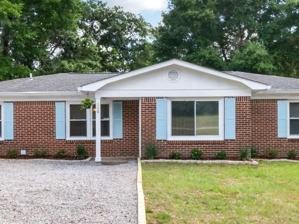 116 University Boulevard, Mobile, AL 36608