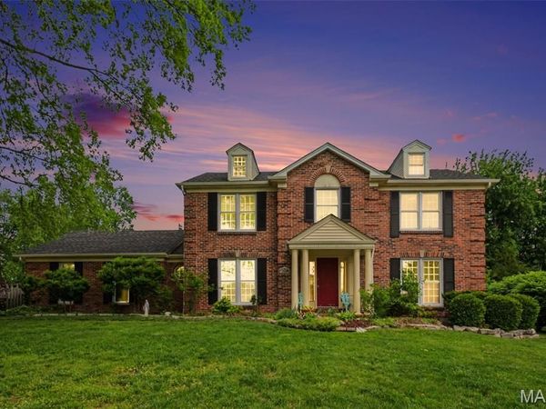 4717 Southridge Park Court, Oakville, MO 63129