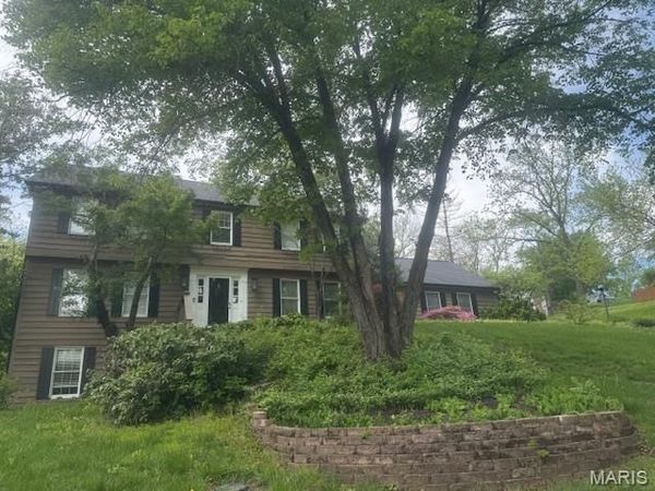 1685 Ansonborough Drive , Chesterfield, MO 63017