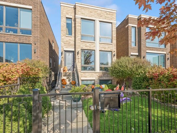 4612 W ADDISON Avenue , Chicago, IL 60641
