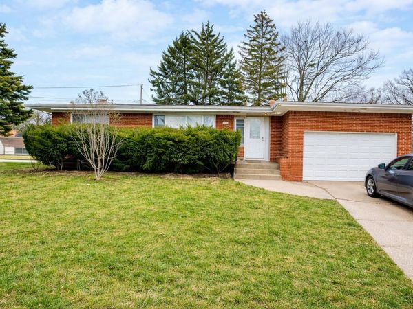 5485 Carolina Street, Merrillville, IN 46410