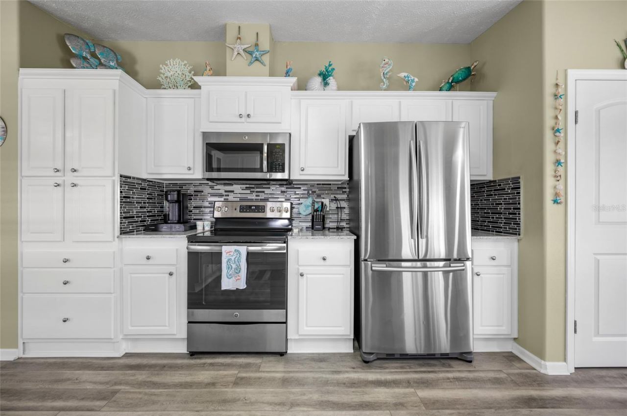 9086 Pinehaven Way, Englewood, FL 34224 Photo