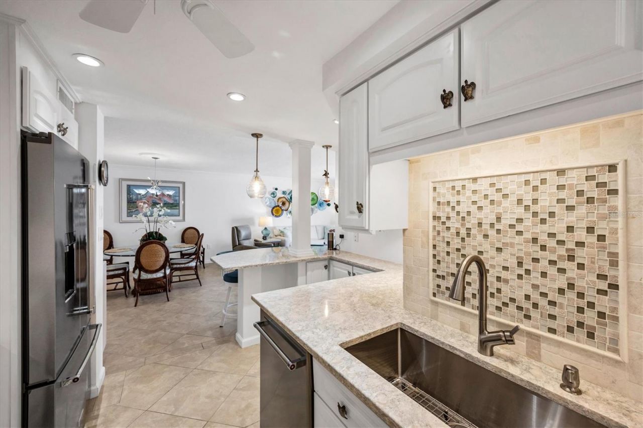 4485 Gulf Of Mexico Drive, Unit 804, Longboat Key, FL 34228 Photo