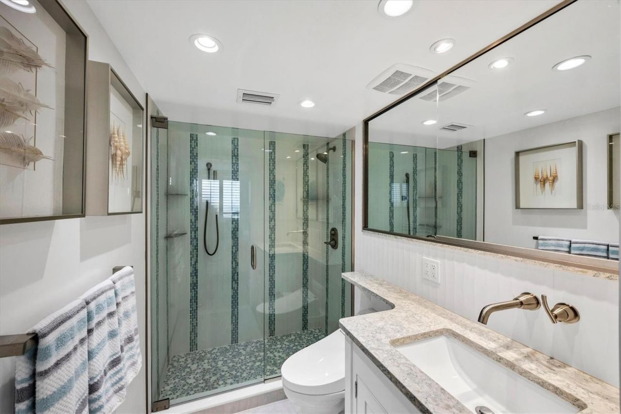 4485 Gulf Of Mexico Drive, Unit 804, Longboat Key, FL 34228 Photo
