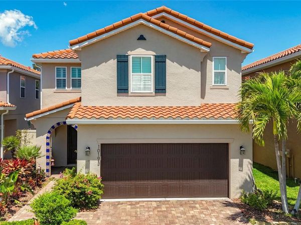 10193 GRAND OAK CIRCLE , MADEIRA BEACH, FL 33708