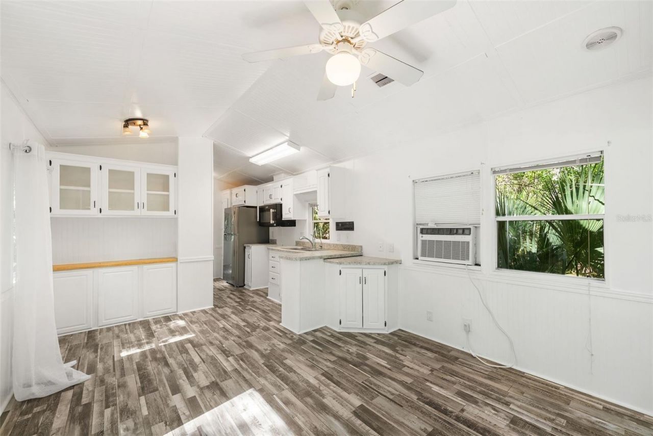 25723 Bareva Road, Weeki Wachee, FL 34614 Photo