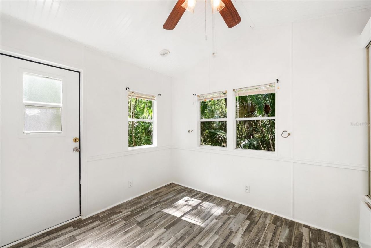 25723 Bareva Road, Weeki Wachee, FL 34614 Photo