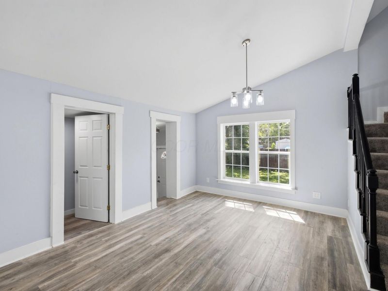 2550 East Avenue, Columbus, OH 43202 Photo 9